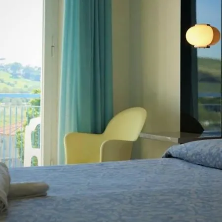 Grand Excelsior Hotel 4*