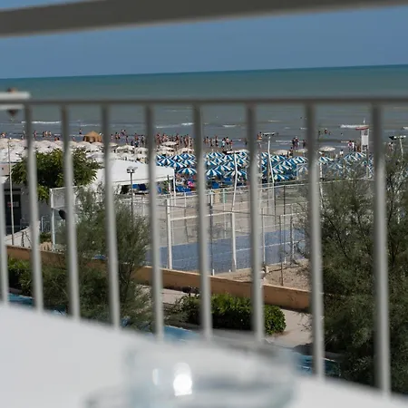 호텔 Grand Excelsior 4*