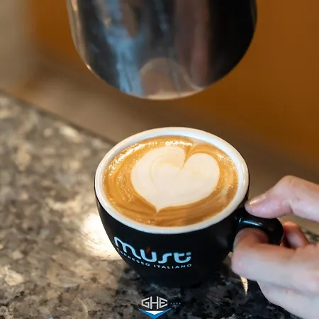 Grand Excelsior 세니갈리아