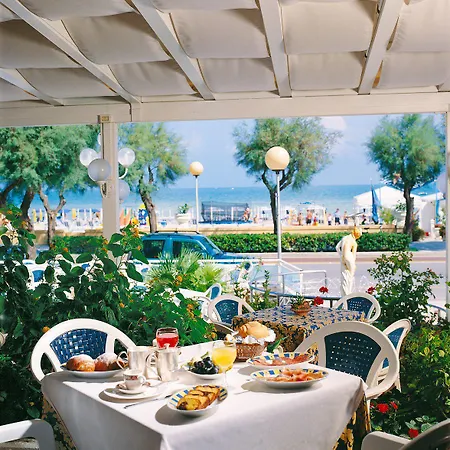 Grand Excelsior 세니갈리아