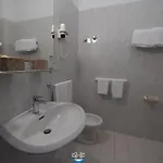 Ξενοδοχείο Grand Excelsior Σενιγκάλια