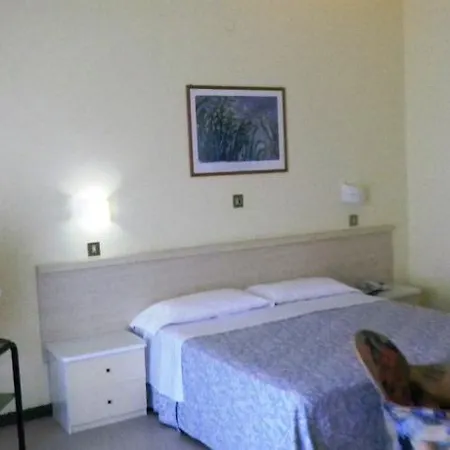 Grand Excelsior Hotel