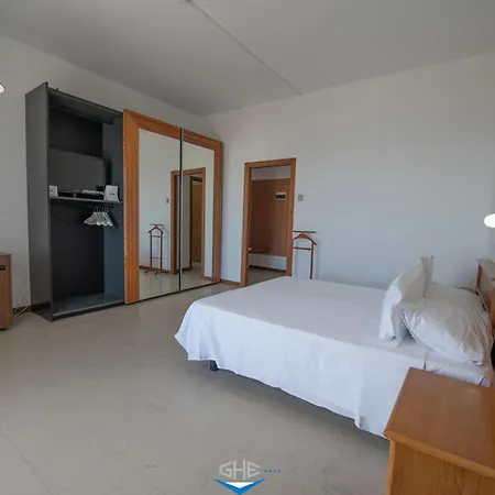 Otel Grand Excelsior